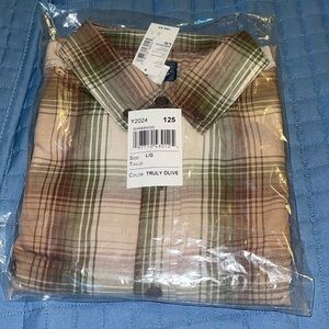 Dress shirt. Long sleeves button up Mens’s shirt